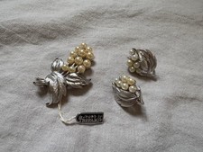 Trifari Silver Leaf Pearl Brooch & Earring Set with Tag picture
