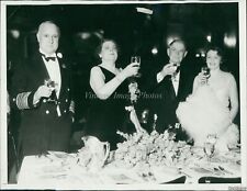 1934 Marie Dressler Actress Makes Toast To Roosevelts Birthday Event 7X9 Photo picture