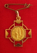 MARY LOURDES Medal On Pin Goldtone Lightweight Small Catholic Medal On Pin picture