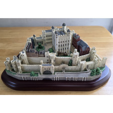 Lenox Great Castle Of The World “Tower of London” 1995 picture