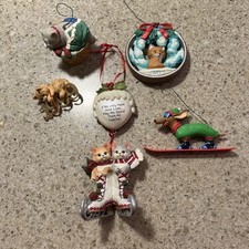 VTG 5 Hallmark Christmas Ornaments Nice picture