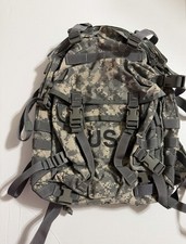US Military Backpack Bag Camo US Outdoors Camping Hiking NEW 17 x 14 Laying flat picture