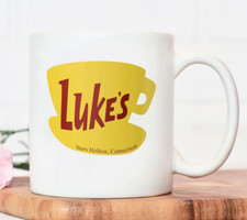 11oz Ceramic Coffee / Tea Mug Luke's Diners Stars Hallow Connecticut picture