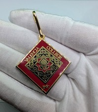 Valencia College 1967 Red Crest Gold Tone Pendant picture