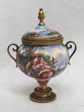 VINTAGE RARE VIENNESE GILT BRONZE PORCELAIN 2 1/8