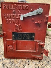 Vtg c1916s Horni Mfg Fire Alarm Call Box #2179 W/winding Mechanism. picture