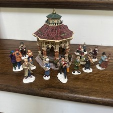 Lemax 2005 Village Collection 