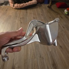 Vintage Wear-Ever Cast Aluminum Hand Citrus Juicer Squeezer Made in USA picture