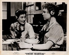 Margaret Leighton + Noelle Middleton in Carrington V.C. (1954) 🎬⭐ Photo K 325 picture