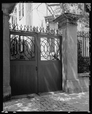 Charleston South Carolina 1937 Meeting Street wrought iron gate mansion picture