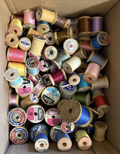 Lot 89 Vintage Wooden Thread Spools Various Sizes Brands Crafting Collectible picture
