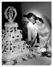Bride And Groom Cutting Their Wedding Cake B+W Found Photo VB260 picture