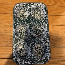 PRISTINE Vintage CGS Int. Fine Enamelware Green Splatter 6-Cup Muffin Pan picture