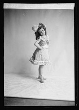 Photo:Helen Lockwood Studio Portrait c1901-1903 picture
