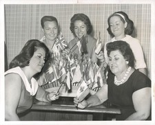 1966 Miami Beach Junior Chamber Women Flags Photo 8X10 picture