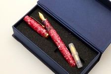 Kanwrite Legacy Pink Acrylic Body Fountain Pen Medium Nib & Fine Nib New In Box picture