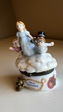 Vintage Peter Pan Porcelain Hinged Box “Off To Neverland” In Original Packaging picture