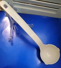 Vintage Rubbermaid Ladle 1975 White Nylon Plastic Heavy Duty Double Spout Dipper picture
