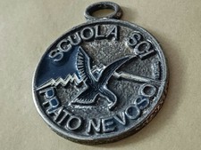 VINTAGE MEDAL '70S VINTAGE AWARD SCHOOL SKI SNOW LAWN PIEDMONT picture