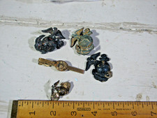 Vtg WWII Marine Corps Insignia's picture