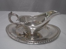 FB Rogers GRAVY BOAT WITH ATTACHED UNDERPLATE picture