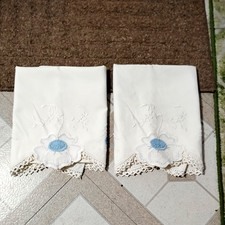 Vintage White Cotton Pillowcases Tatting Crocheted Lace Trim Pair~Embroidery picture