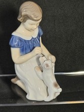 Vintage Bing & Grondahl B&G Royal Copenhagen Figurine #2316 Girl With Puppy Mint picture