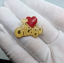 Vintage I Love Chicago Heart Travel Souvenir Gold Tone Enamel Lapel Pin picture