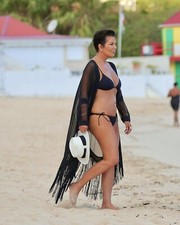 KRIS JENNER 8x10 PHOTO picture