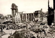 Postcard of Main market in Nuremberg, 1945. picture