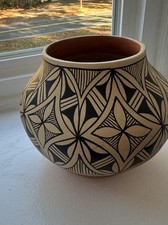 Jemez Pueblo Native American Pottery Olla Jar - Dorela Tosa - Signed 6
