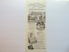 1938 LUX Laundry Soap Women clothesline washtub Keeps Wool Live vintage print ad picture