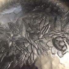 Vintage Hammered Everlast Hand Forged Aluminum Dish w Rose detail. About 10