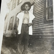 Vintage Snapshot Photograph Crazy Looking Early Farmer 1920s - P1 picture