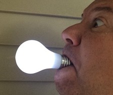 MAGIC LIGHT UP BULB In Mouth Joke Hand Ring LED Family Costume Uncle TV Show  picture