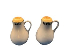 Halls Superior Quality Kitchenware Rose Parade salt & pepper shakers Floral picture