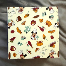 Dooney & Bourke Disney MagicBand Epcot Food & Wine 25th 2020 Mickey Minnie picture