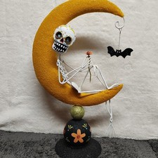 Pier 1 Day Of The Dead Sugar Skeleton On Moon Retired Minor Scuff See 2nd Pic picture