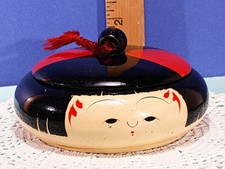 Vintage Japanese Hand Painted Lacquer Kokeshi Trinket Box 1 3/4  inches tall . picture