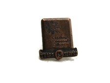 Vintage Cuyahoga Community College 15 Year Service Award Lapel Pin Bronze Tone picture