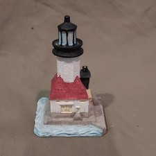 Scaasis Originals Lighthouse Figurine picture