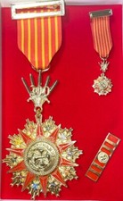 RARE Colombia Army Medalla Bicentenario de la Campana Libertadora Set New picture
