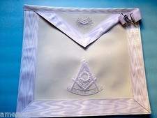  Past Master  Elegant White   Apron White Threads picture