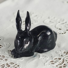 Vintage Carved Black Onyx Stone Rabbit Figurine Bunny Paperweight Fetish 2.25