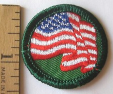Retired Girl Scout 2002 Junior UNITED WE STAND BADGE American USA Flag Patch NEW picture