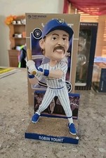 2010 Milwaukee Brewers Robin Yount (The Kid) Bobblehead 40th Anniversary In Box picture