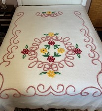 VTG Boho White Chennile Tufted Pink & Floral & Scrolls Bedspread Cover 90 x 96” picture