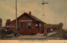 Garden Plain Illinois scene at C. B. & Q. Depot antique pc DD6094 picture