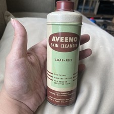 c1940s Aveeno Skin Cleanser Co FULL New York NY Vintage Skin Care Tin picture