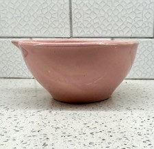 Lovely vintage 1940's small mccoy pink mixing bowl with spout. 1940s usa picture